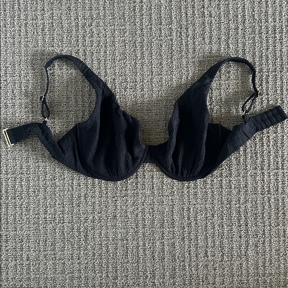 Abercrombie & Fitch Curve Love Bikini Top